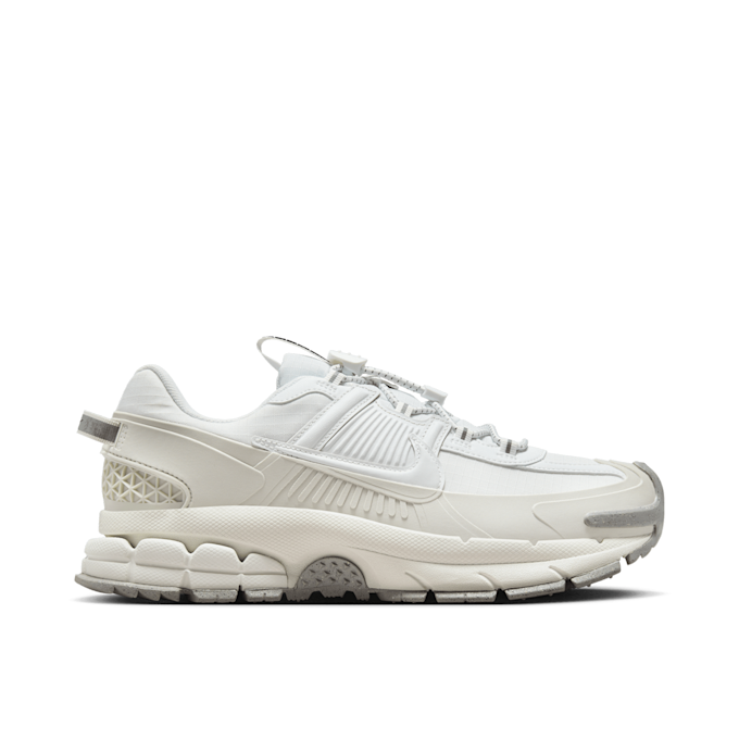 Nike Wmns Zoom Vomero Roam wit 85183 2