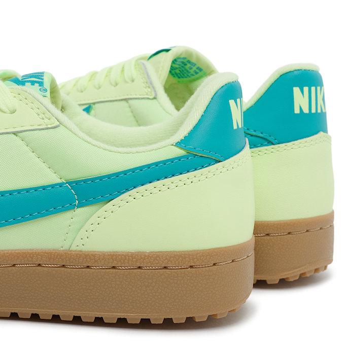 Nike Wmns Field General 82 SP "Light Volt" green 88245 5