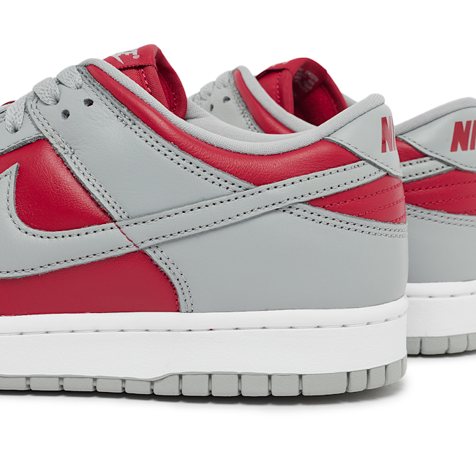 Nike Dunk Low "Ultraman" grau 88243 5