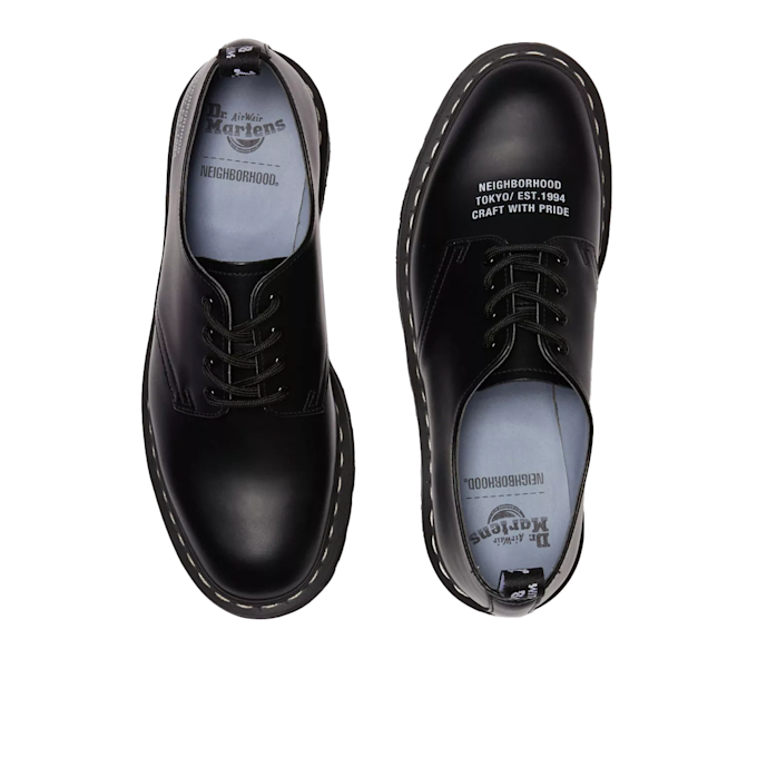 Dr. Martens x Neighborhood Smiths Smooth noir 85240 3