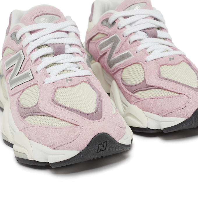 New Balance Wmns 9060 (U9060LBC) light pink 87597 8