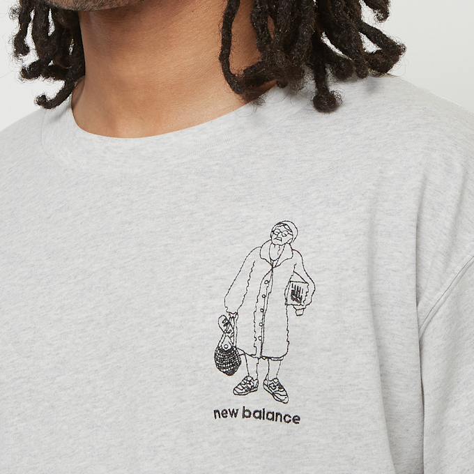 New Balance Athletics Relaxed Grandma T-Shirt grau 89106 5