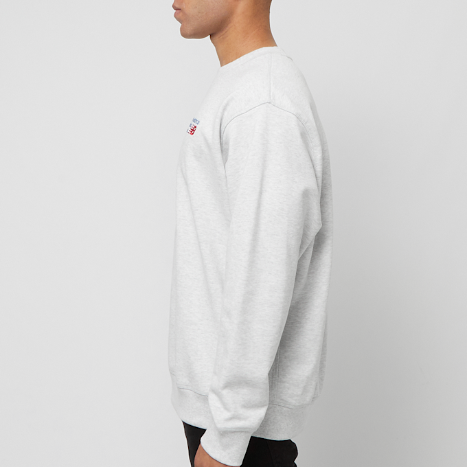 New Balance Athletics Relaxed Premium Logo Crew grey 88286 3