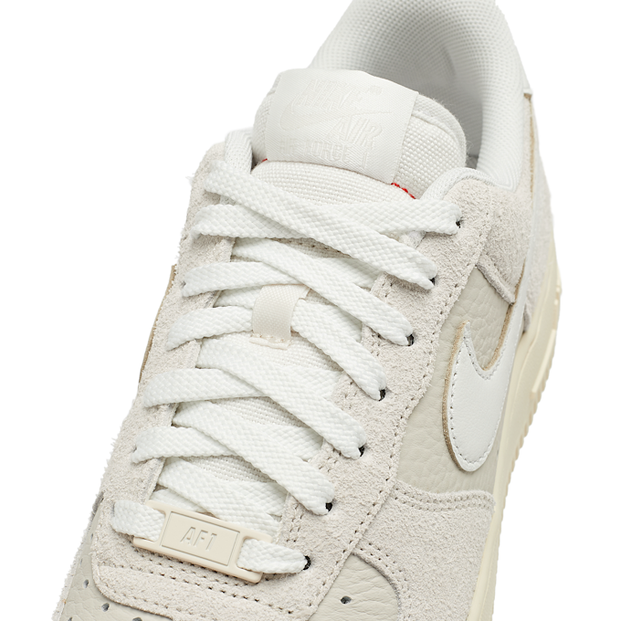 Nike Wmns Air Force 1 '07 LX "Phantom Summit" beige 86163 6