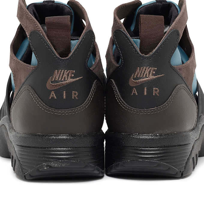 Nike Wmns Air Trainer Huarache braun 86171 5