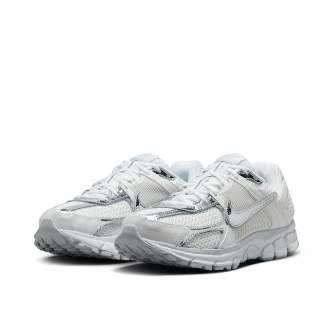 Nike Wmns Zoom Vomero 5 "Chrome Toe" white 87627 1