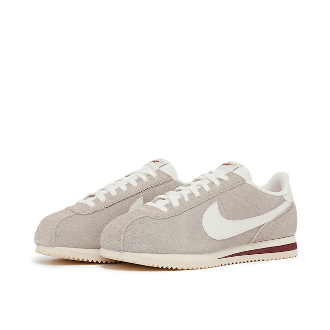 Nike Wmns Cortez SE gris 88688 1