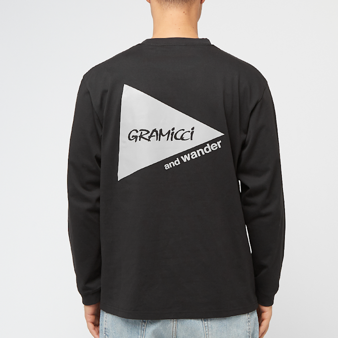 Gramicci x And Wander Backprint L/S Tee schwarz 90547 4
