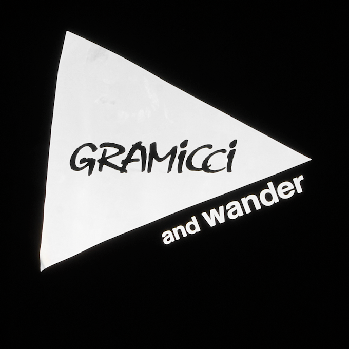 Gramicci x And Wander Backprint L/S Tee schwarz 90547 7