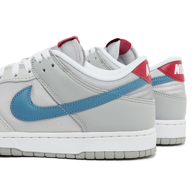 Nike Dunk Low “Silver Surfer” gris 85427 5