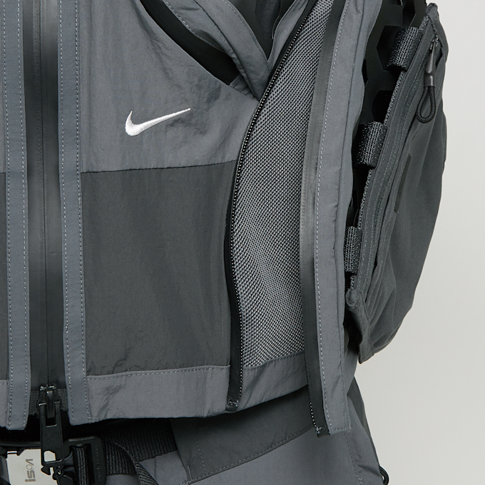 Nike NRG Ispa Mille Vest grijs 88346 7