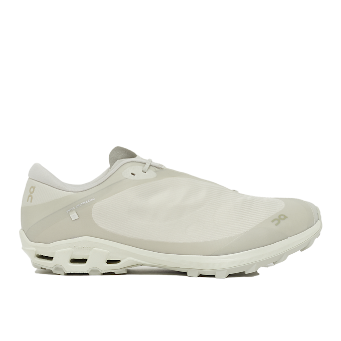 On x PAF Cloudventure Peak beige 85538 2