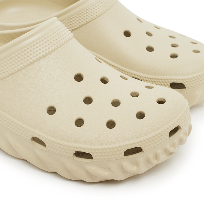 Crocs x Salehe Bembury Saru Clog beige 85557 6