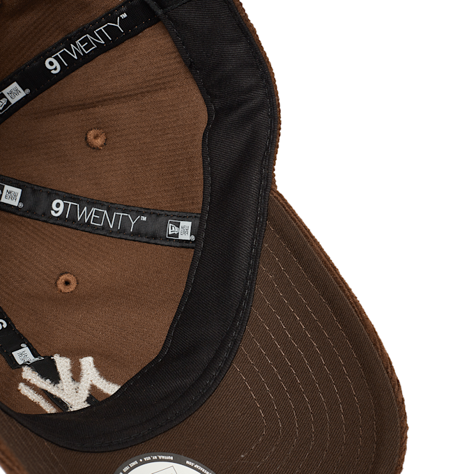 New Era MLB Premium Cord 9Twenty® New York Yankees brown 90966 3