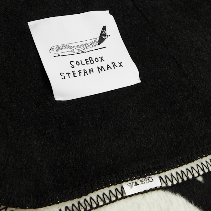 solebox x Lufthansa x Stefan Marx TPOS Blanket black 89718 5