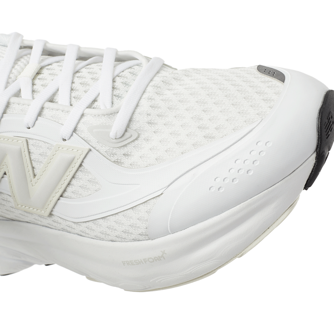 New Balance Fresh Foam Trainer weiß 85580 7