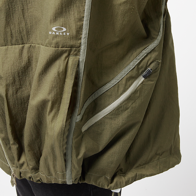 Oakley Latitude Flight Wind Jacket grün 89218 7