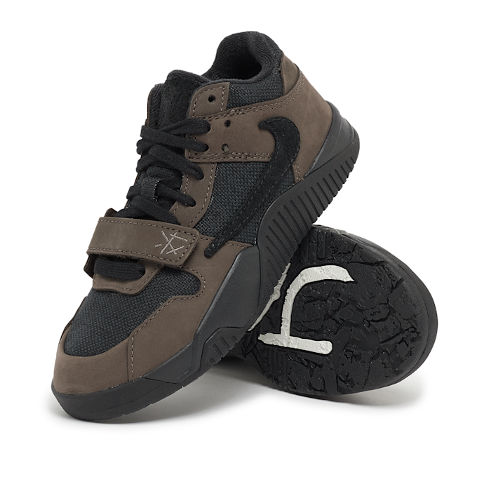 Jordan x Travis Scott Jumpman Jack TR "Dark Mocha" (PS) braun 85611 7