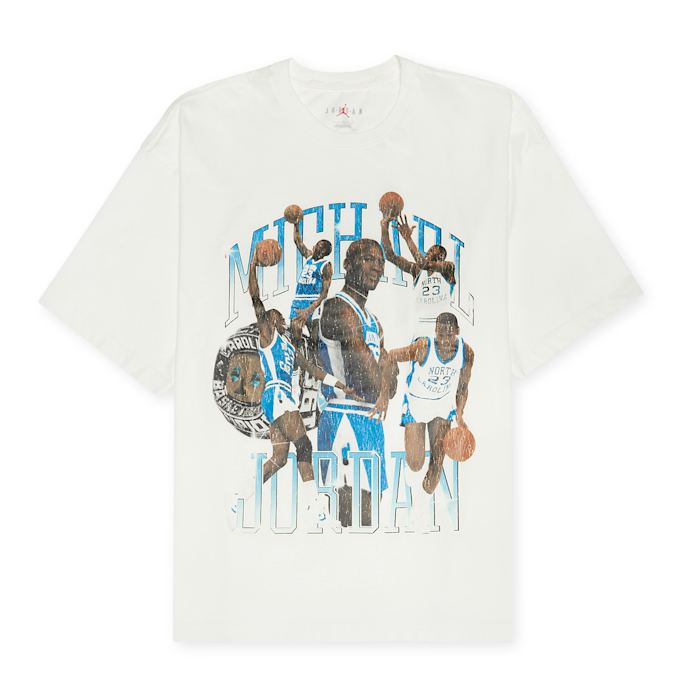 Jordan Flight Essentials Oversized Graphic T-Shirt beige 86334 1