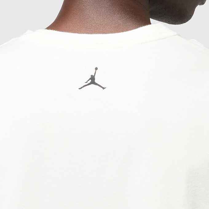 Jordan Flight Essentials Oversized Graphic T-Shirt beige 86334 6