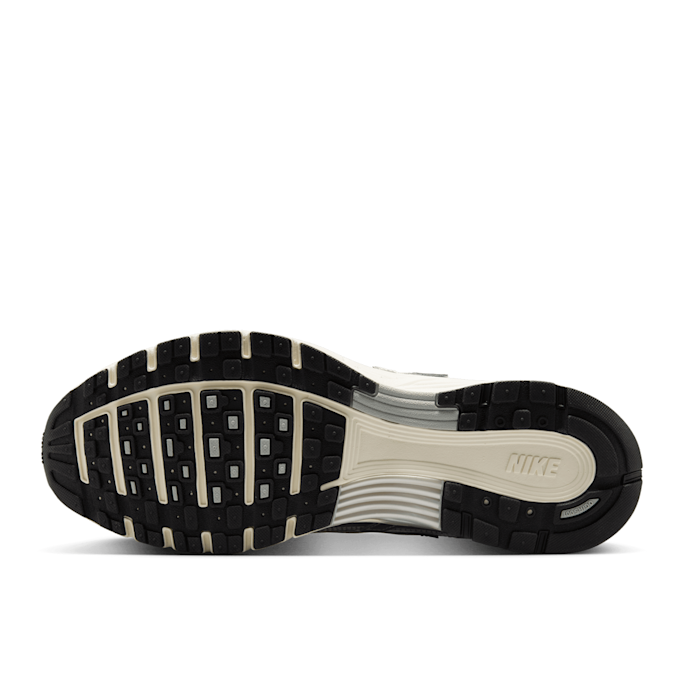 Nike P-6000 silber 87875 5