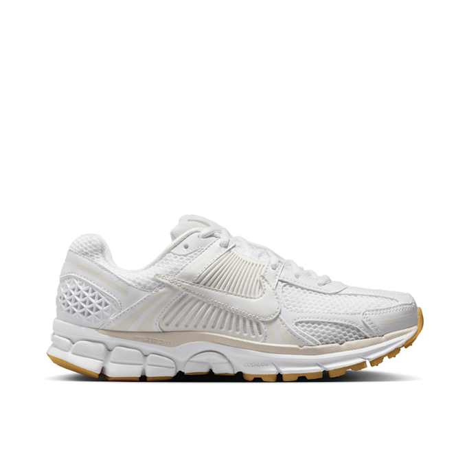 Nike Wmns Zoom Vomero 5 weiß 88667 2