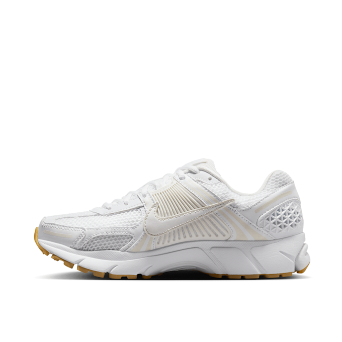 Nike Wmns Zoom Vomero 5 white 88667 3