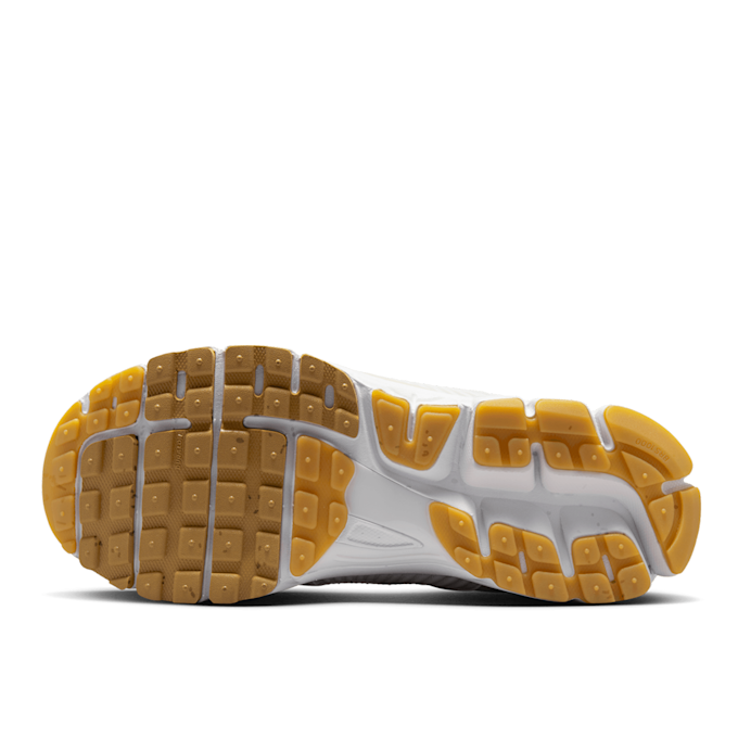Nike Zoom Vomero 5 white 88829 5