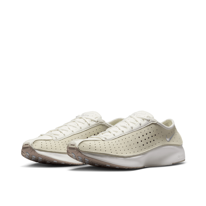 Nike W Nike Air Superfly Suede coconut milk/metallic silver-sail beige 89822 1
