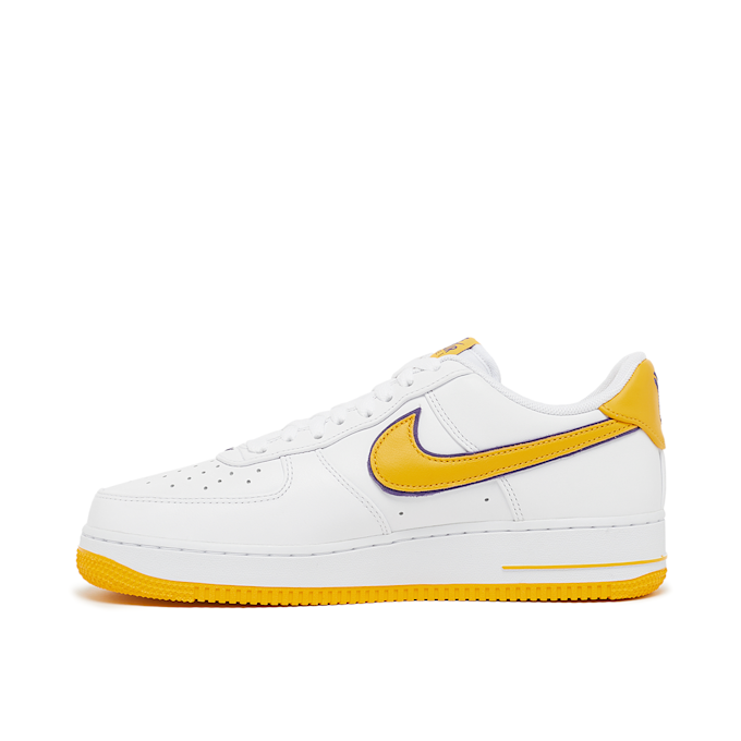 Nike x Kobe Bryant Wmns Air Force 1 Low weiß 90210 3