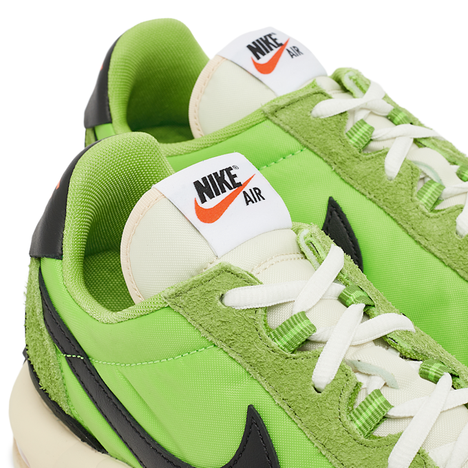 Nike Air Max Waffle SP "Action Green" grün 85628 6