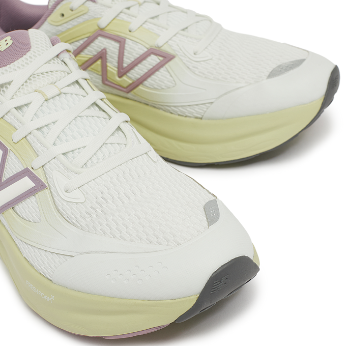 New Balance Fresh Foam Trainer yellow 89243 7
