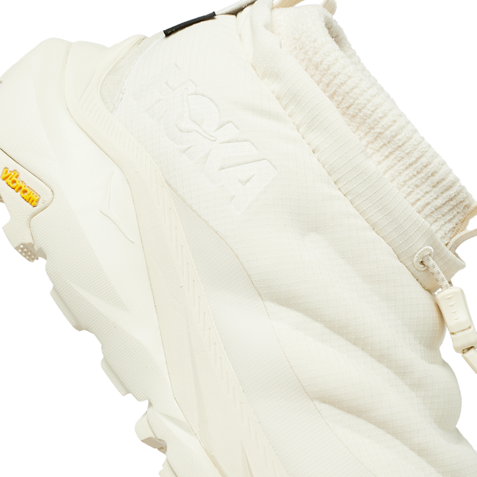 Hoka Wmns Kaha 2 Frost Moc GTX beige 89248 5