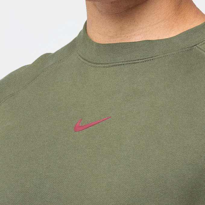 Nike Nocta Fleece Crewneck cargo khaki/team red grün 86292 5