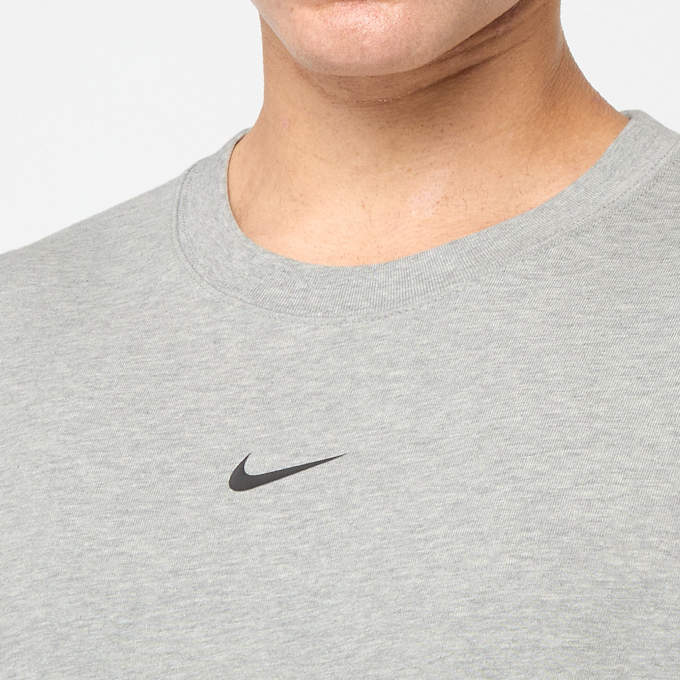 Nike M NRG Nocta CS Tee SS dk grey heather/black grau 88813 5
