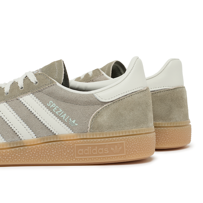 adidas Originals Wmns Handball Spezial W silver pebble/orbit grey/gum4 beige 86207 5