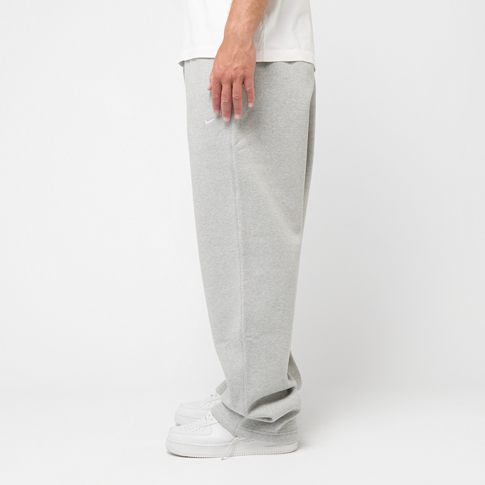 Nike Solo Swoosh Open Hem Pants grau 88729 3