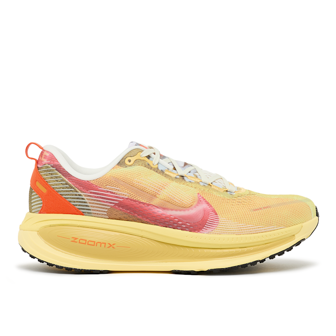 Nike Vomero 18 SE geel 88543 2