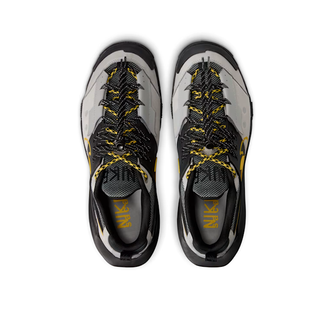 Nike Wmns Zegamadome SP x Sacai grijs 88555 4