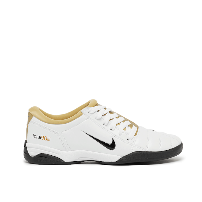 Nike Wmns Total 90 III SP "White Metallic Gold" blanc 87565 2