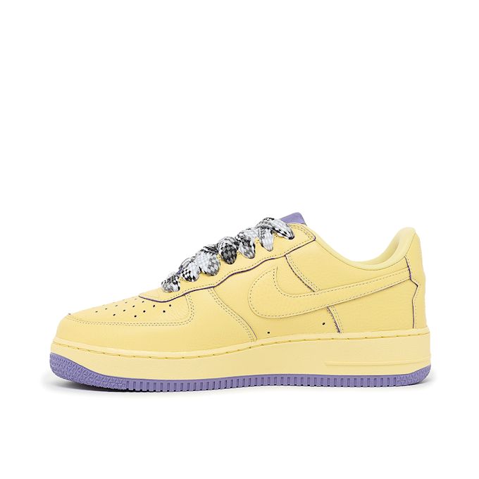 Nike x Kobe Bryant Wmns Air Force 1 Low "Mamba Mentality" gelb 86721 3