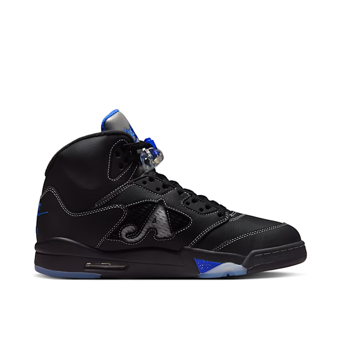 Jordan x Awake NY W Air Jordan 5 Retro OG SP black 95423 2