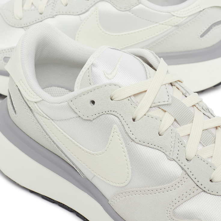 Buy Nike Wmns Phoenix Waffle in beige | FD2196-002 at solebox
