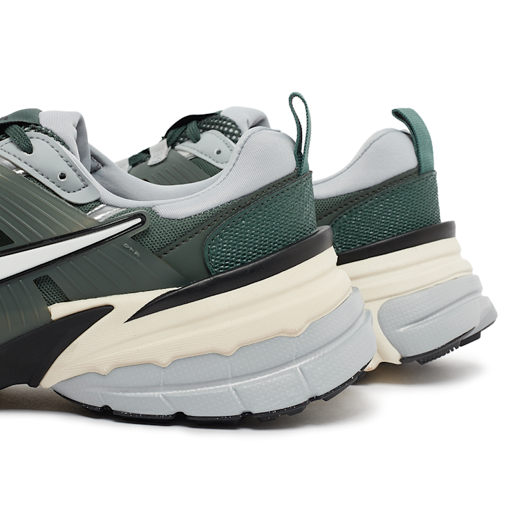 nike v2k run グリーン Nike V2K Run Shoes Color: Bicoastal/Vintage Green/Metallic