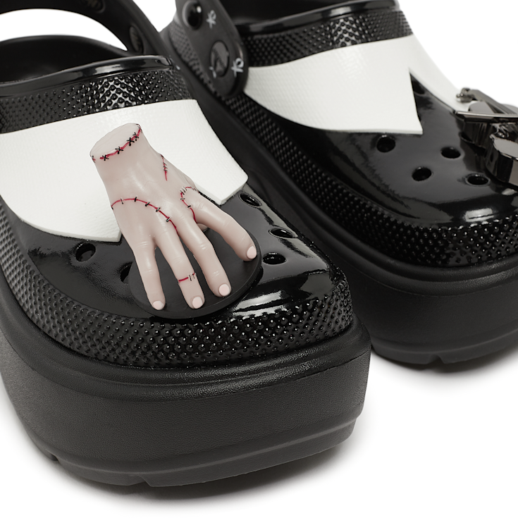 新品未使用タグ付きcrocs stomp clog ブラック 黒　25〜25.5 crocs Stomp Clog Black （クロックス ストンプ クロッグ