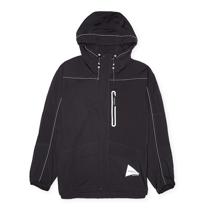 and wander✖️グラミチPATCHWORK WIND HOODIE Buy Gramicci x And Wander Patchwork Wind Hoodie in schwarz | GUJ4