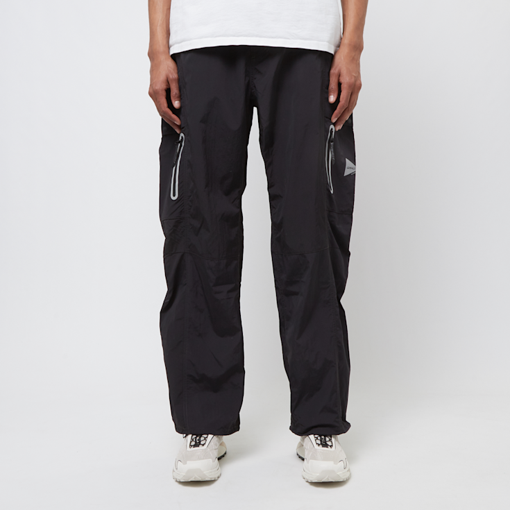 Gramicci×and wander PATCHWORK WIND BLACK Gramicci x And Wander Patchwork Wind Jacket Black | END. (US)