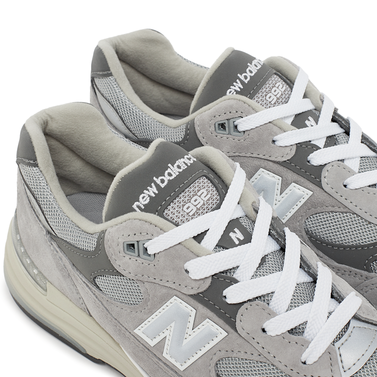 【新品・未使用】New Balance 992 グレー 23cm New Balance 992 “Grey”が国内8月6日／8月8日に再販［U992GY