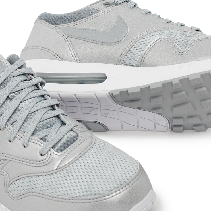◆正規品◆NIKE AIR MAX 1 '86 OG LLIC SILVER◆関税/送料込 Nike's Air Max 1 '86 in 