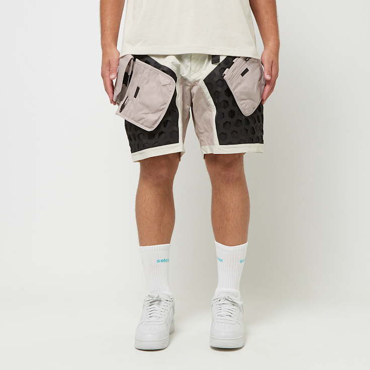 Buy Nike NRG Ispa Mille Shorts in beige FV4895-072 at solebox - Main Image